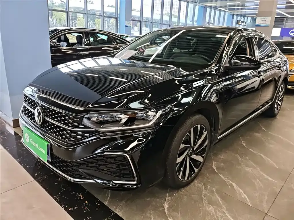 Volkswagen Passat — фото 7