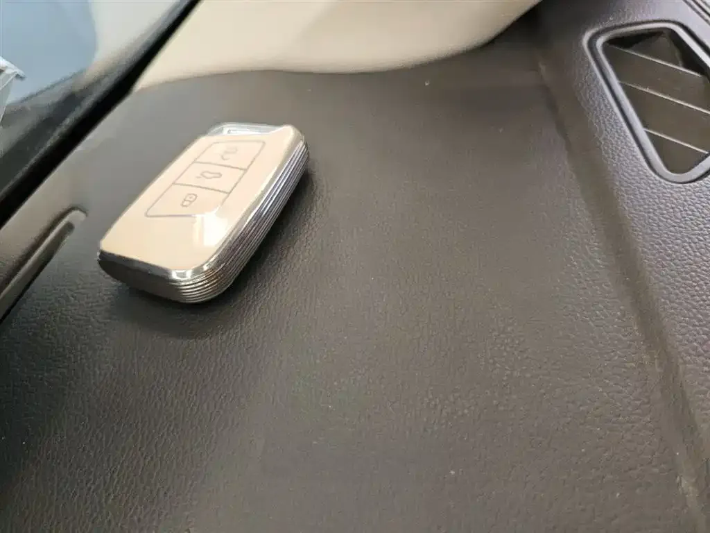 Volkswagen Passat — фото 4
