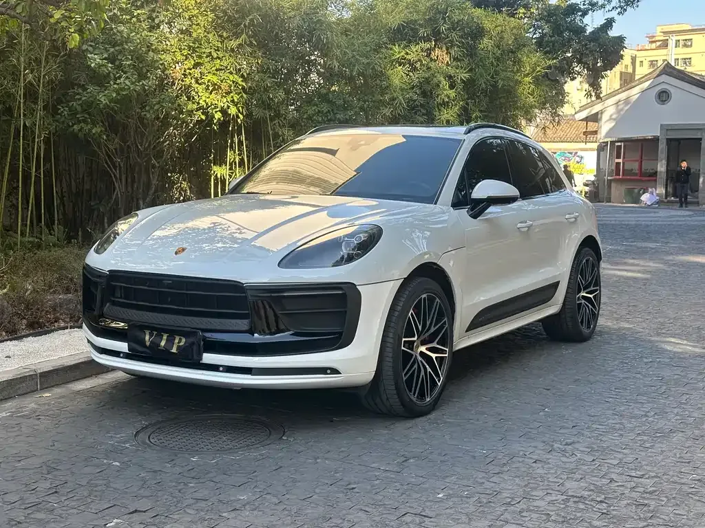 Porsche Macan — фото 1