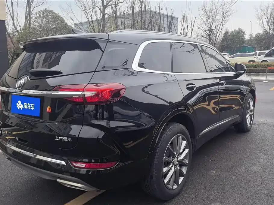 Buick Enclave — фото 10
