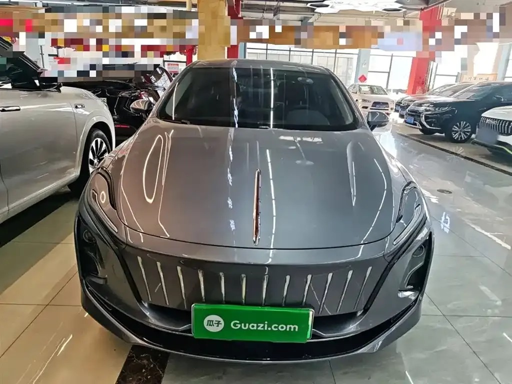 Hongqi E-QM5 — фото 3