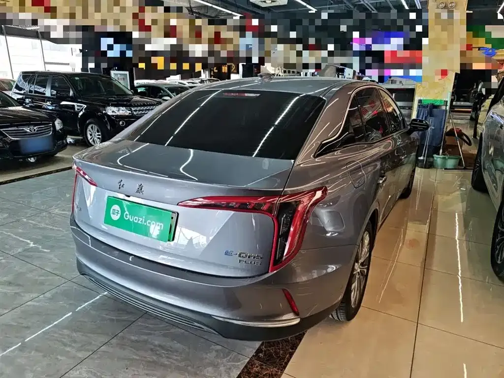 Hongqi E-QM5 — фото 7