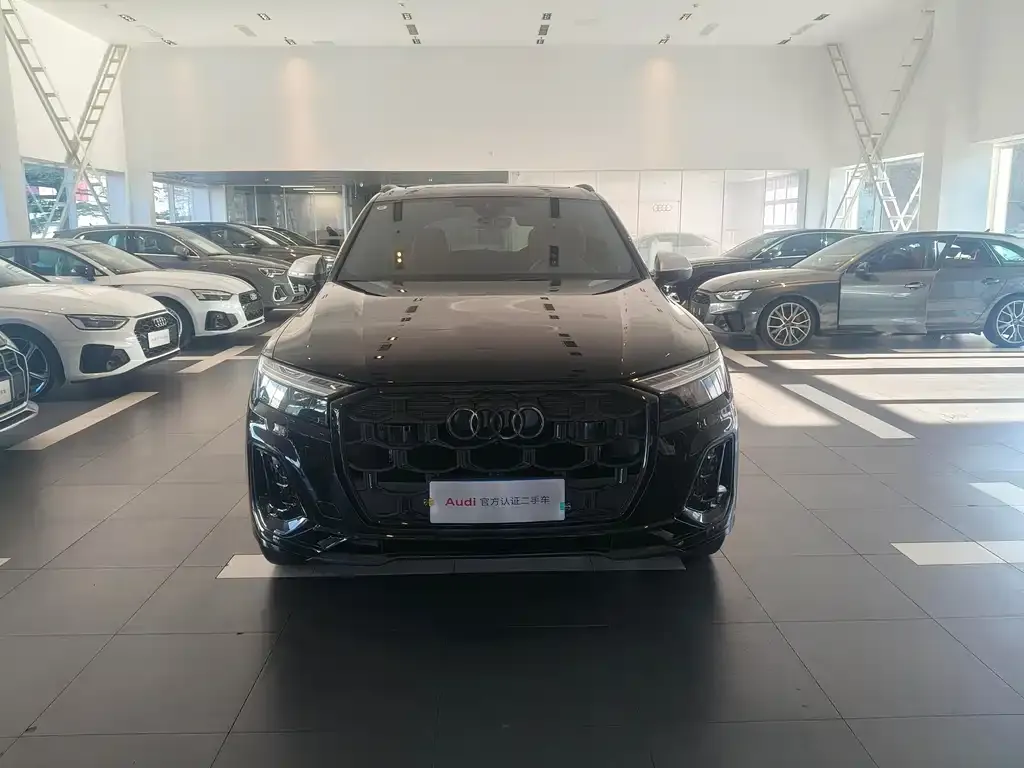 Audi SQ7 — фото 2