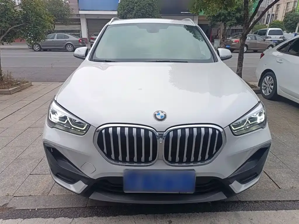BMW X1 — фото 3