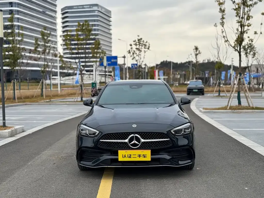 Mercedes-Benz C-Class — фото 1