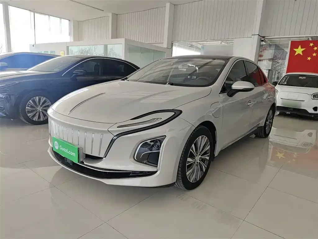 Hongqi E-QM5 — фото 3