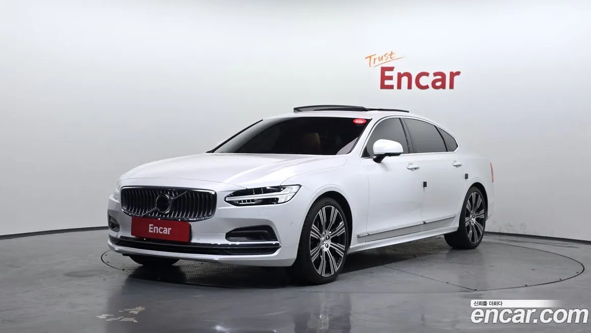 Volvo S90 — фото 1
