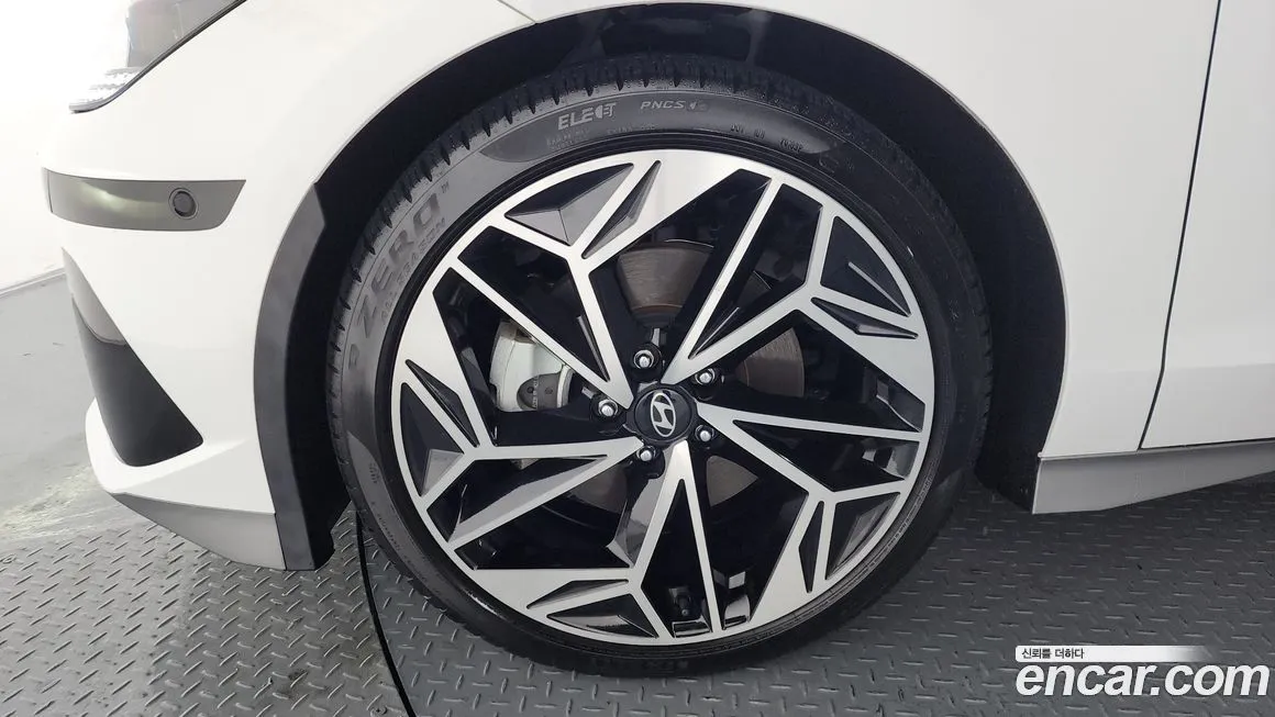 Hyundai Ioniq6 — фото 6