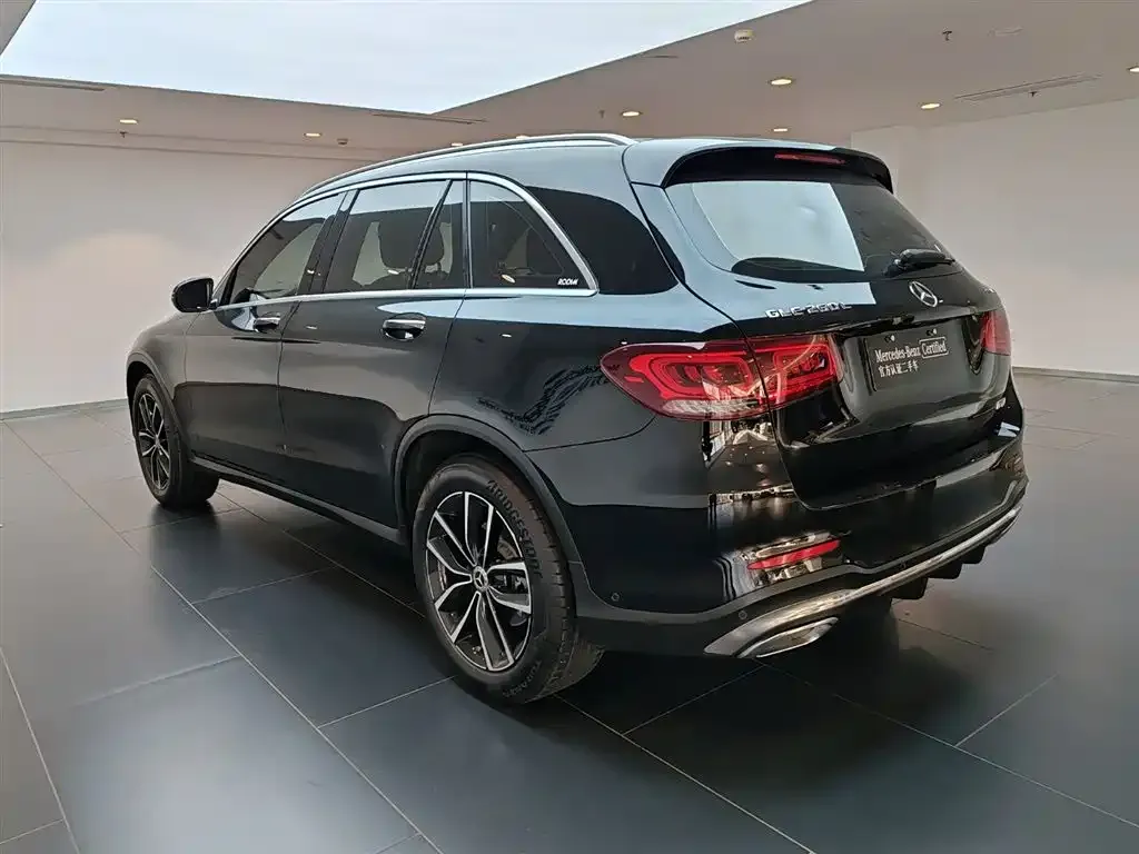 Mercedes-Benz GLC — фото 9