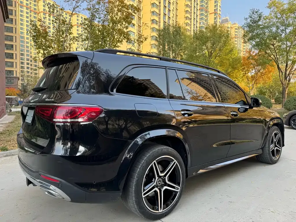 Mercedes-Benz GLS — фото 6