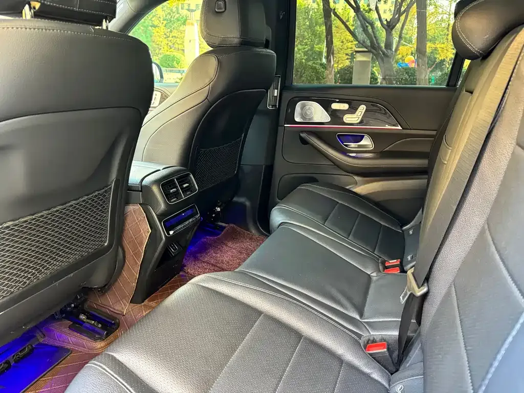 Mercedes-Benz GLS — фото 10
