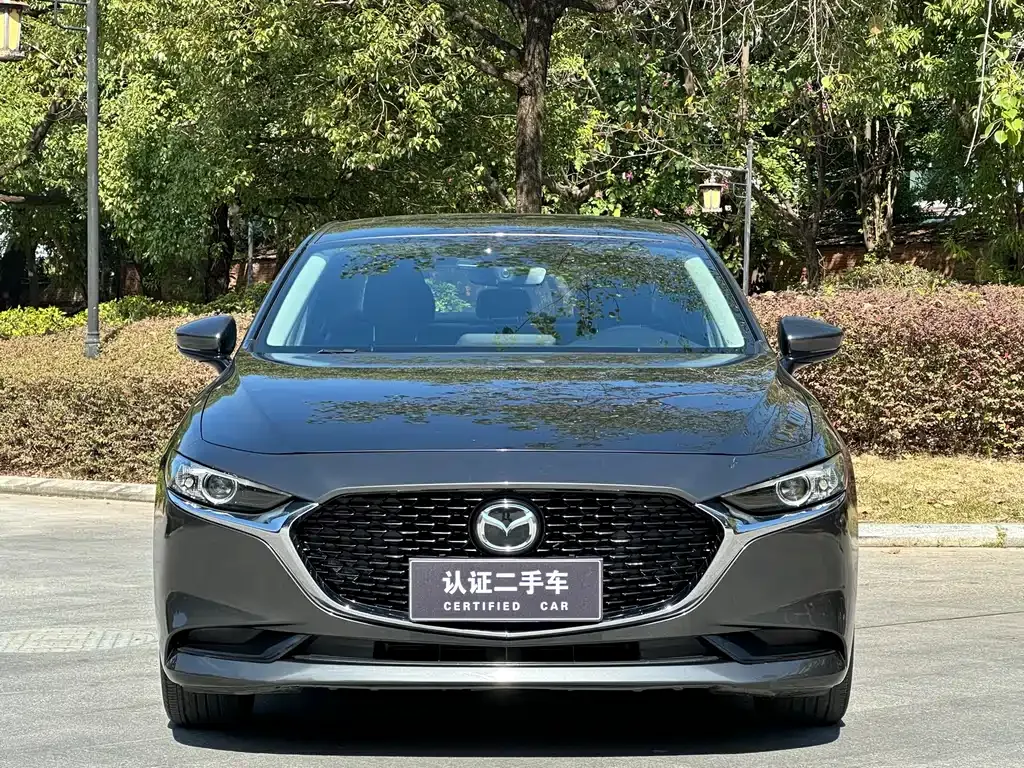 Mazda 3 Axela — фото 2