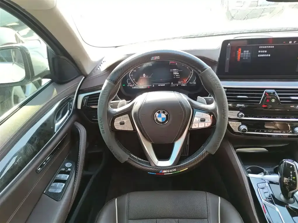 BMW 5 Series — фото 10