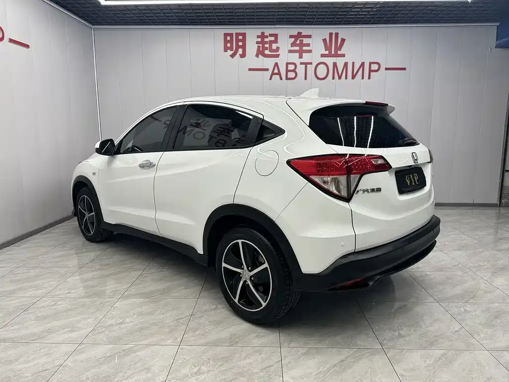 Honda Vezel — фото 6