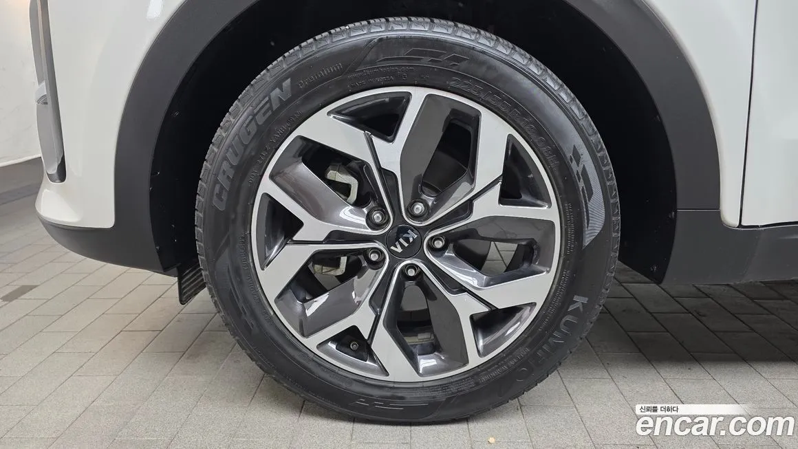 Kia Sportage — фото 6