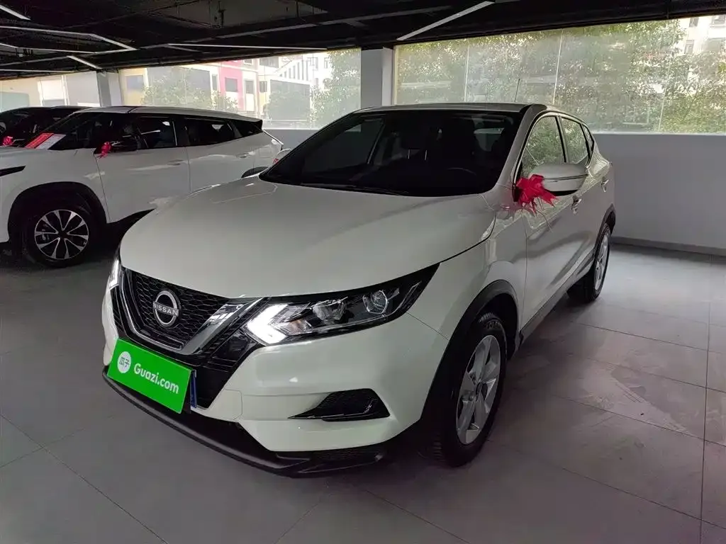 Nissan Qashqai — фото 4