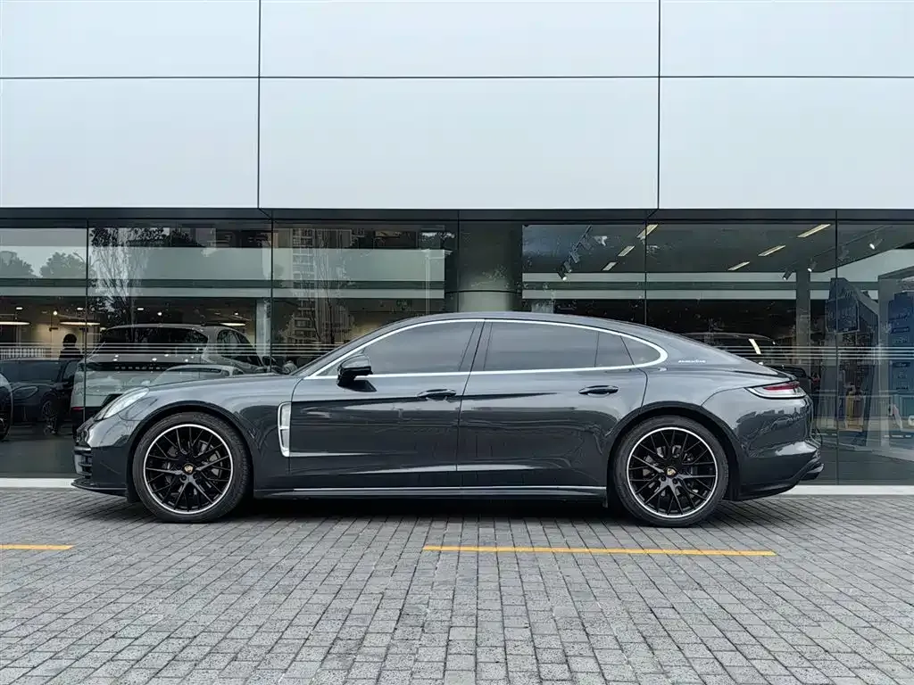 Porsche Panamera — фото 2