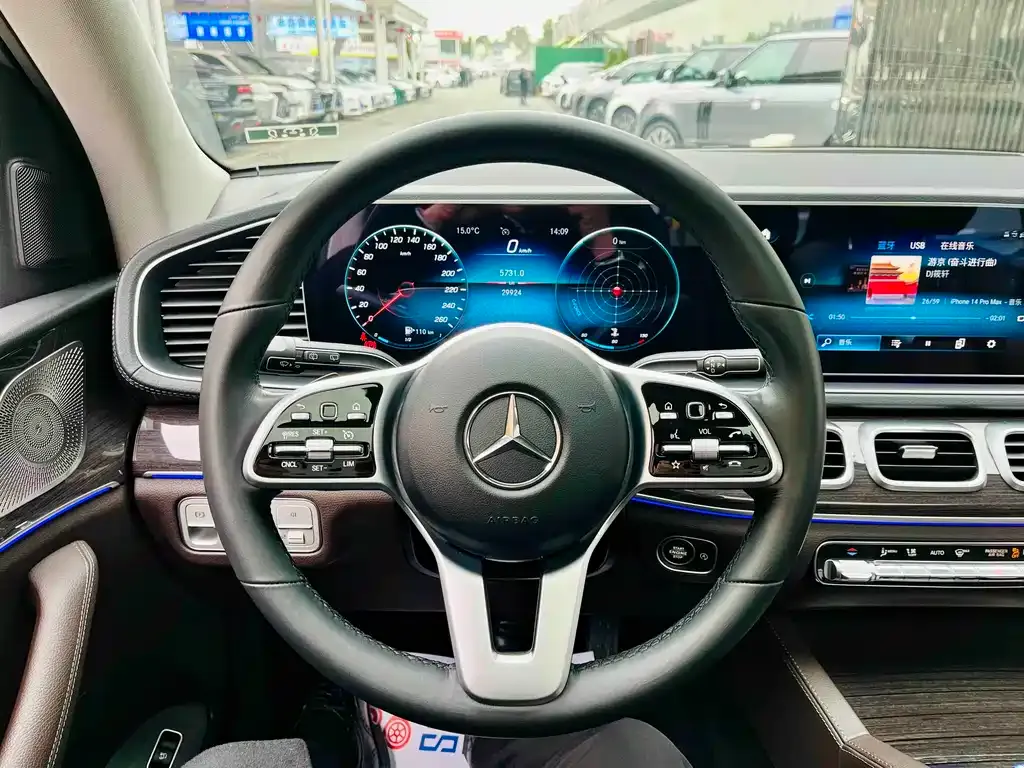 Mercedes-Benz GLE — фото 10