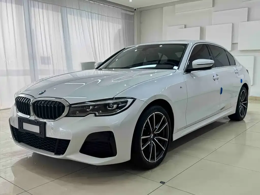 BMW 3 Series — фото 1