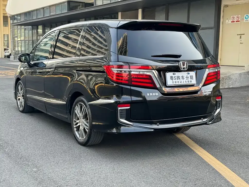 Honda Elysion — фото 4