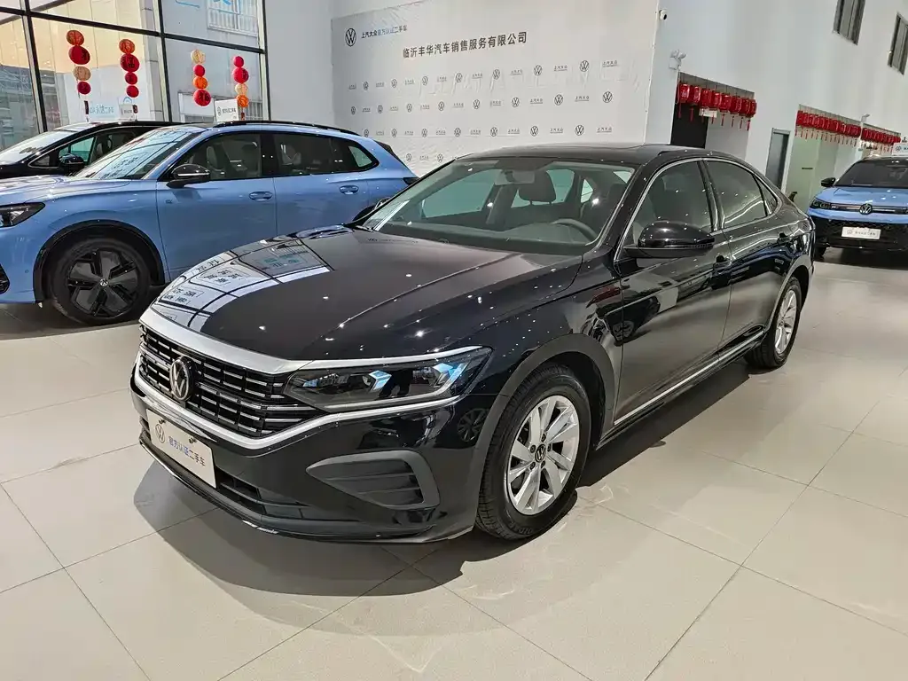 Volkswagen Passat — фото 1