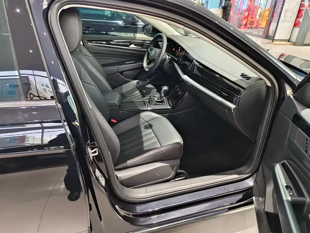 Volkswagen Passat — фото 9