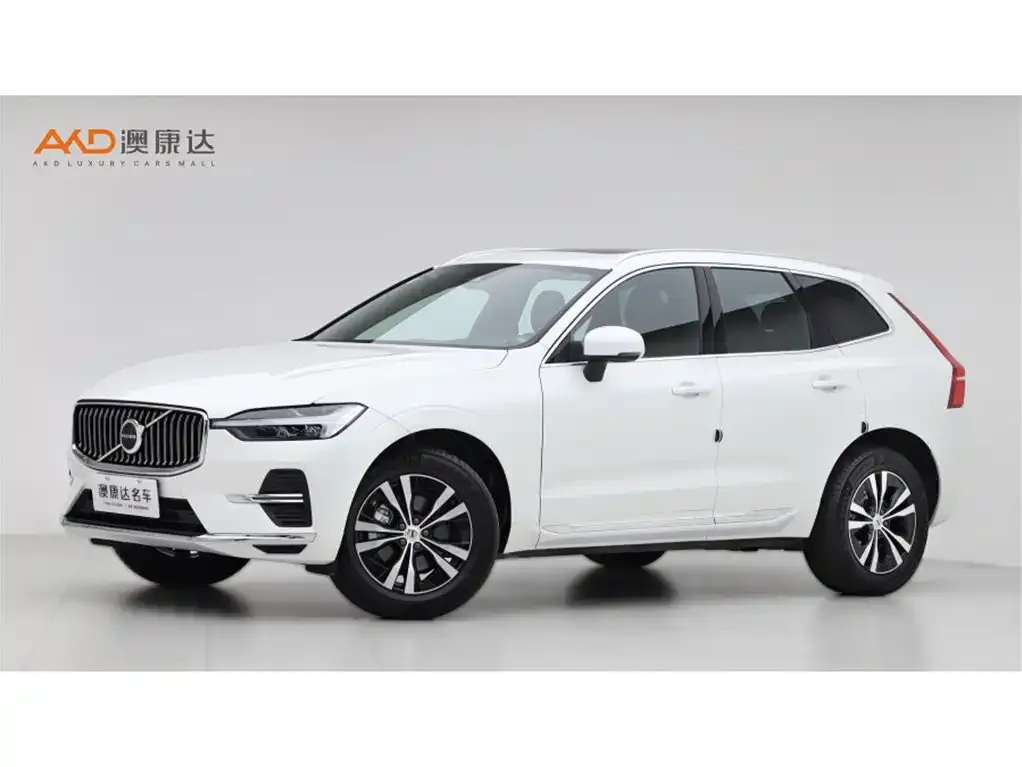 Volvo XC60 — фото 1