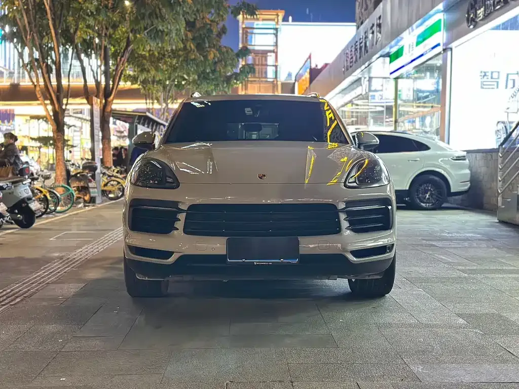 Porsche Cayenne — фото 7