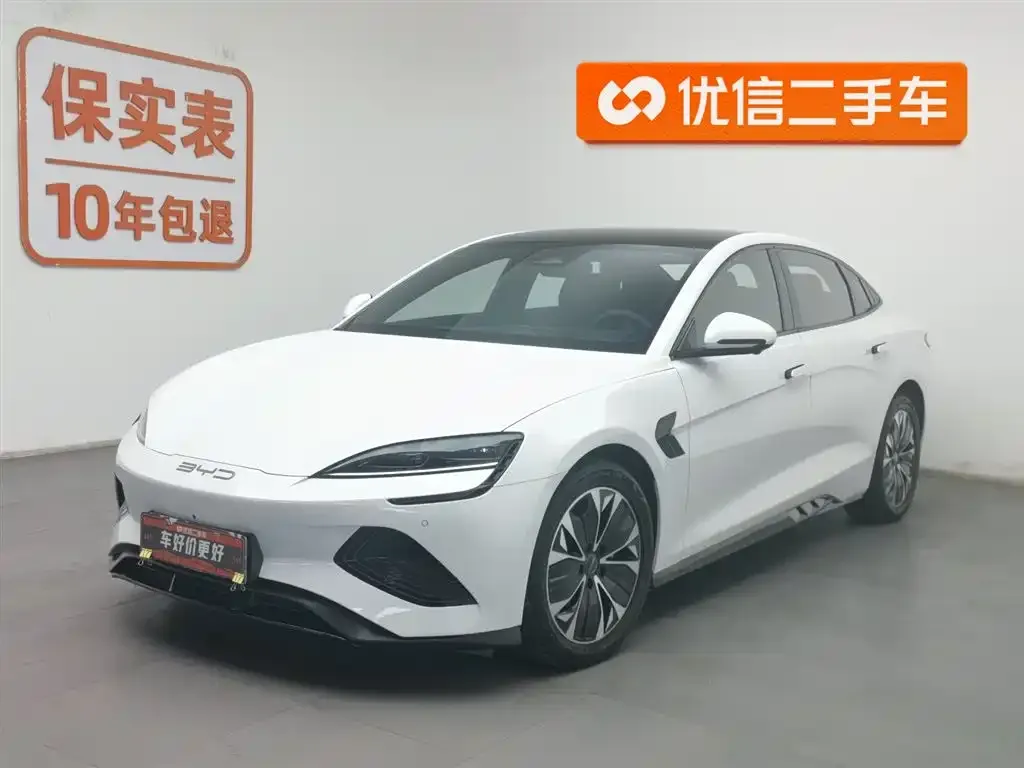 BYD Seal — фото 1