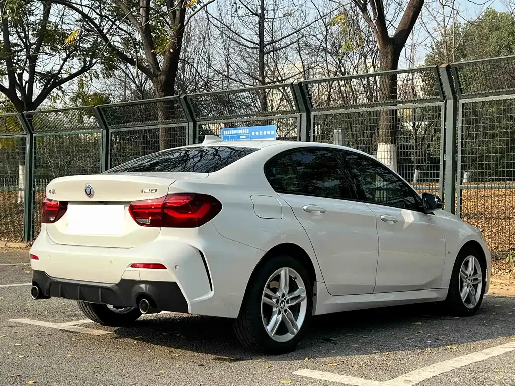 BMW 1 Series — фото 10