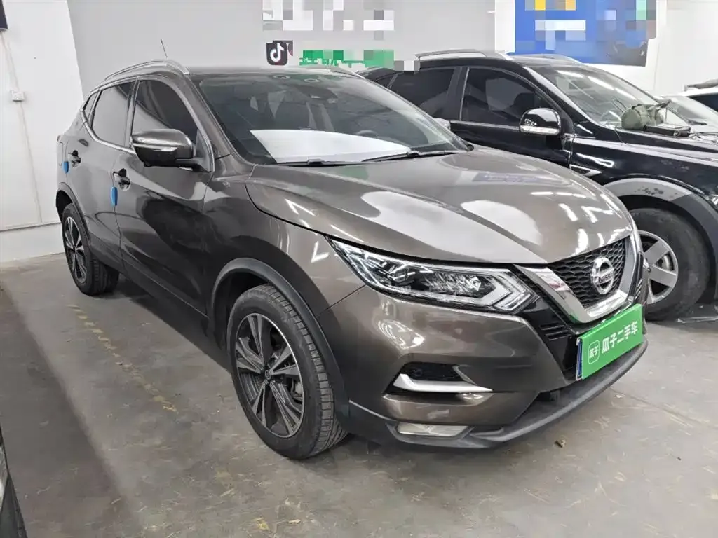 Nissan Qashqai — фото 10