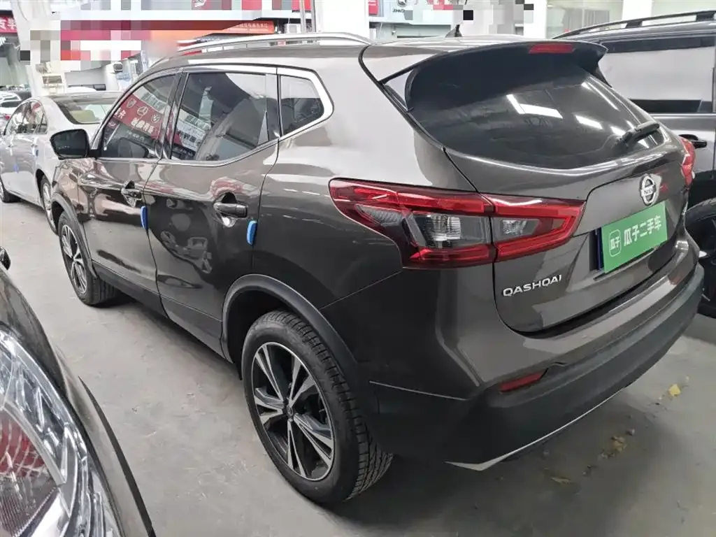Nissan Qashqai — фото 9