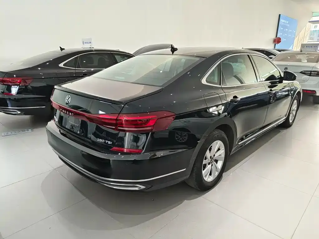 Volkswagen Passat — фото 3