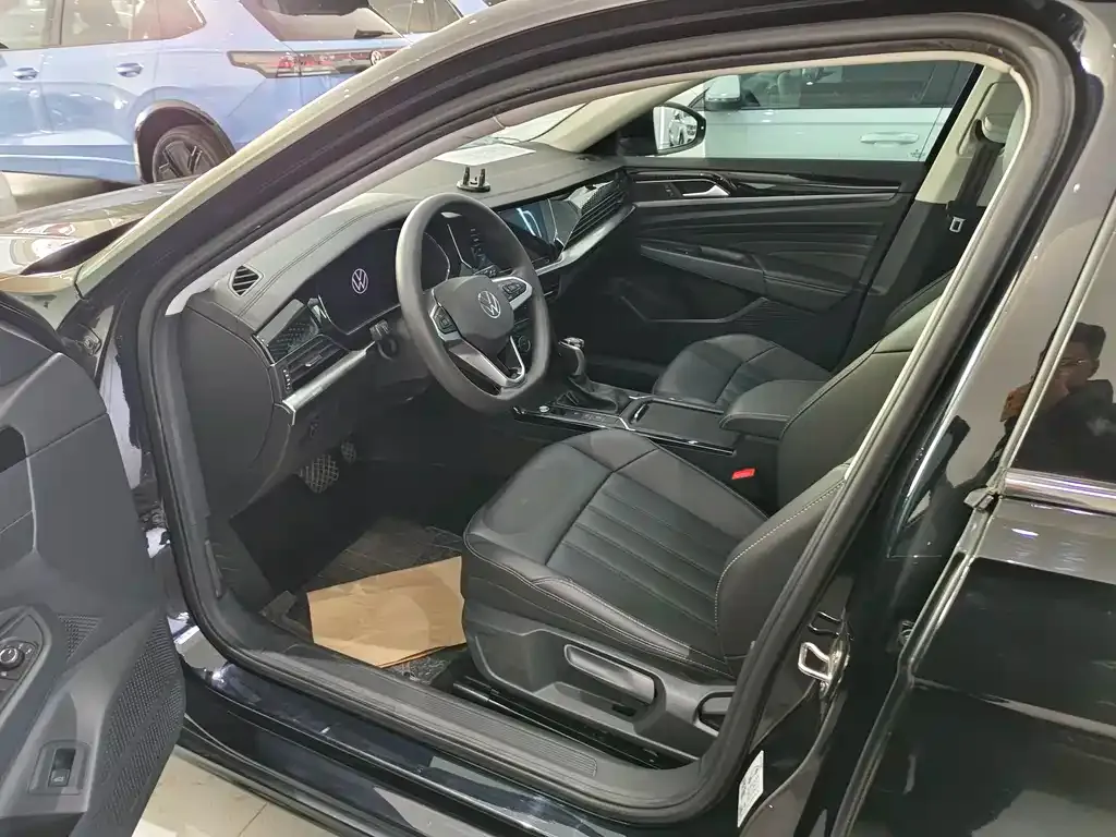 Volkswagen Passat — фото 7