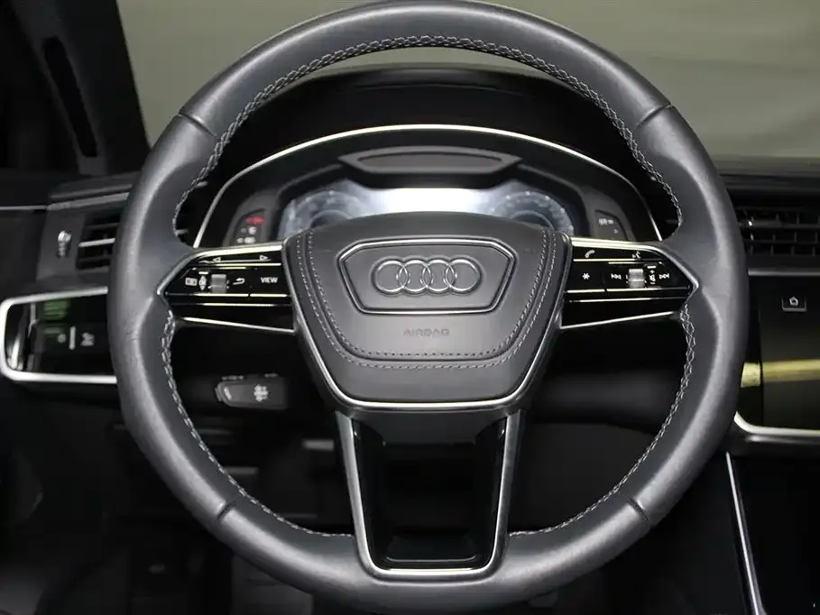 Audi A6L — фото 7