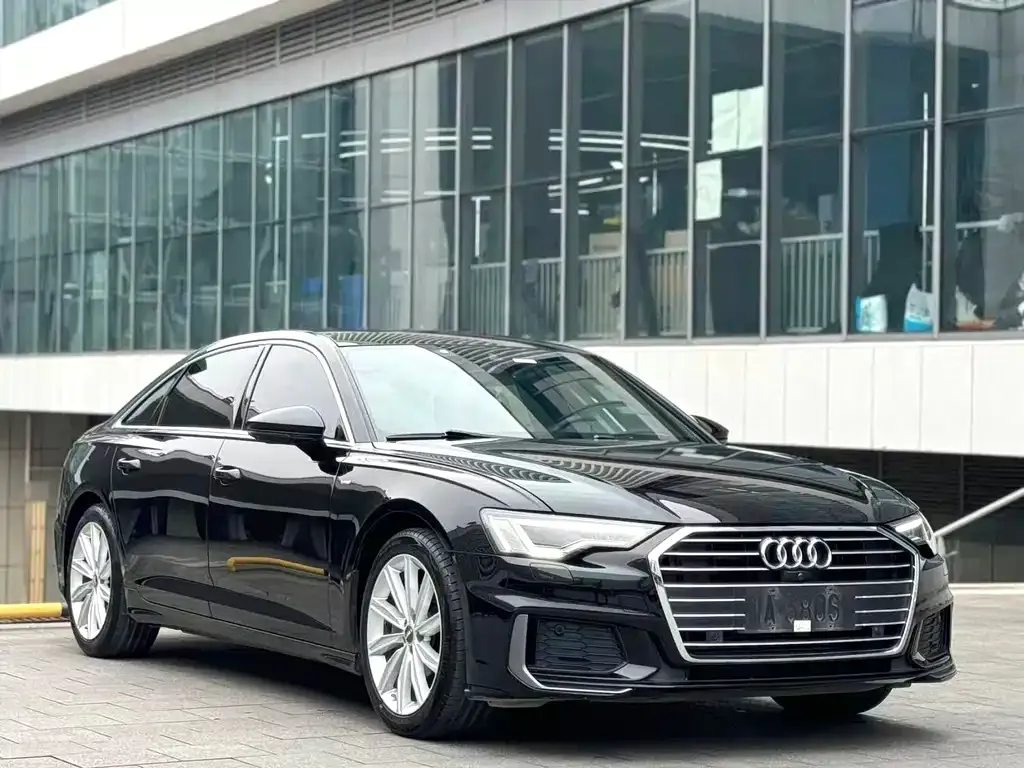 Audi A6L — фото 6