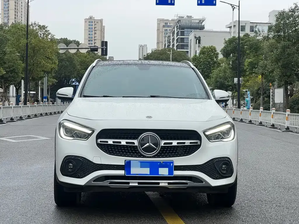 Mercedes-Benz GLA — фото 2