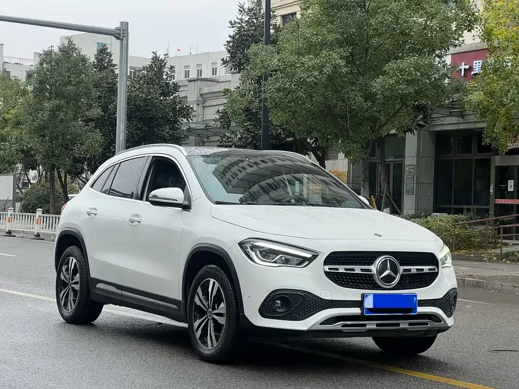Mercedes-Benz GLA — фото 8
