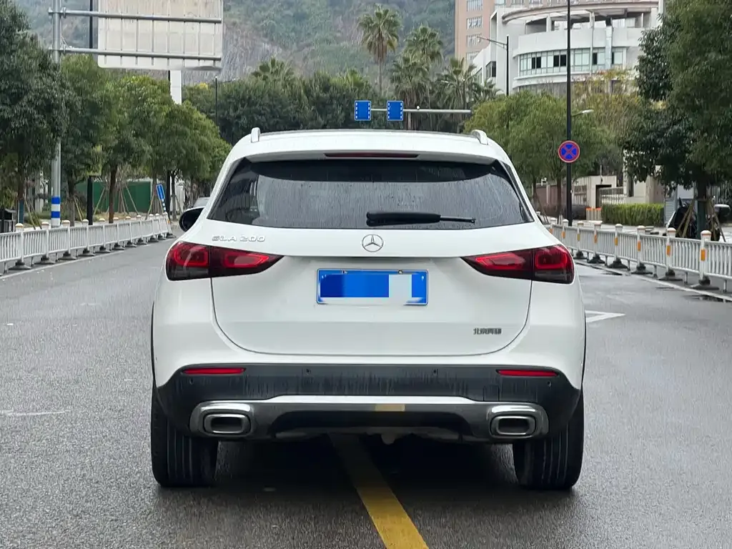 Mercedes-Benz GLA — фото 3