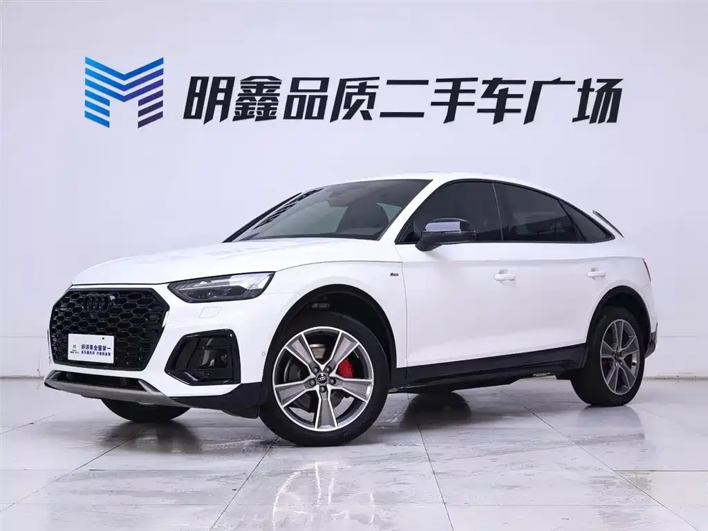Audi Q5L Sportback — фото 8