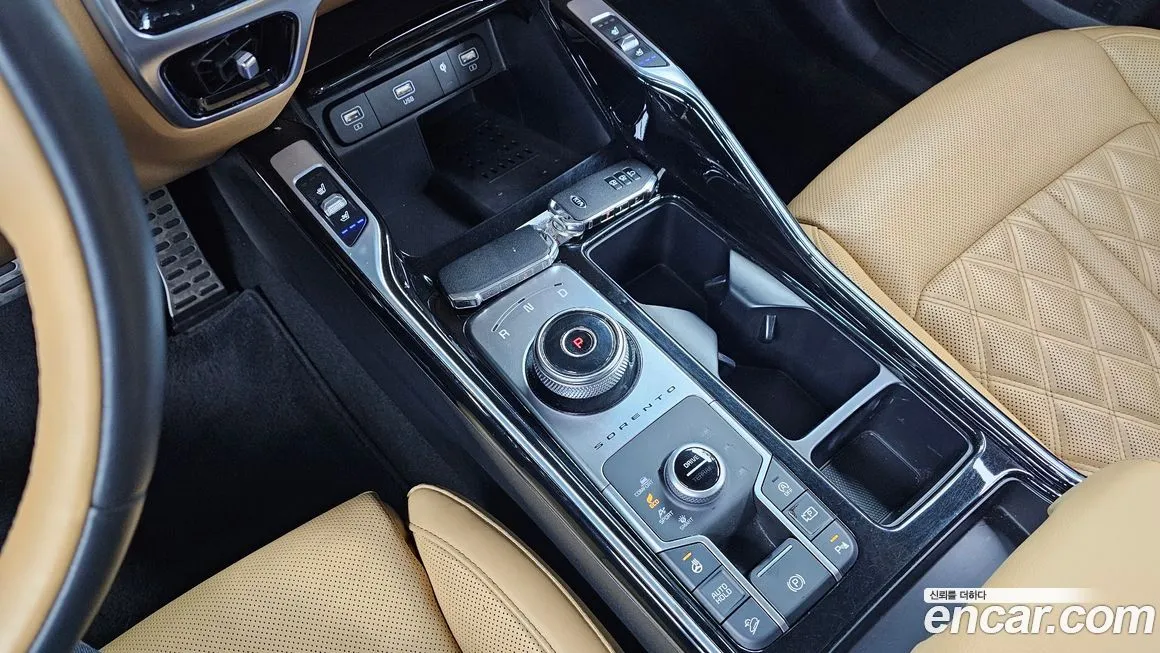 Kia Sorento — фото 10