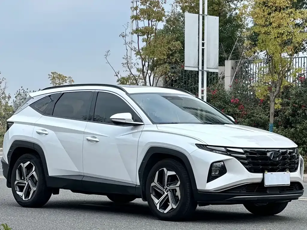Hyundai Tucson — фото 8
