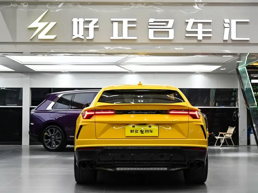 Lamborghini Urus — фото 3