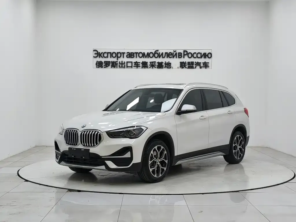 BMW X1 — фото 8