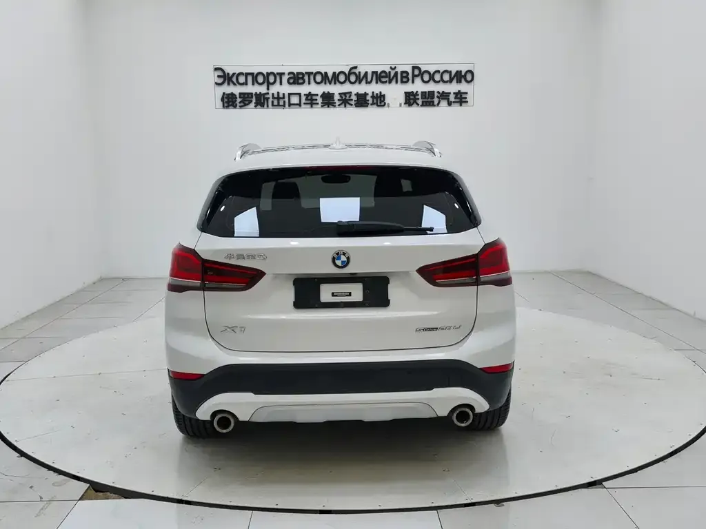 BMW X1 — фото 2