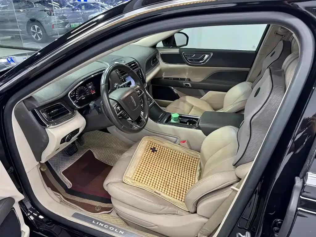 Lincoln Continental — фото 7
