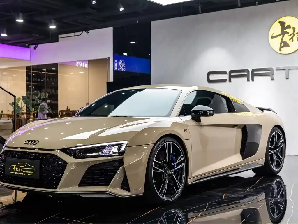 Audi R8 — фото 2