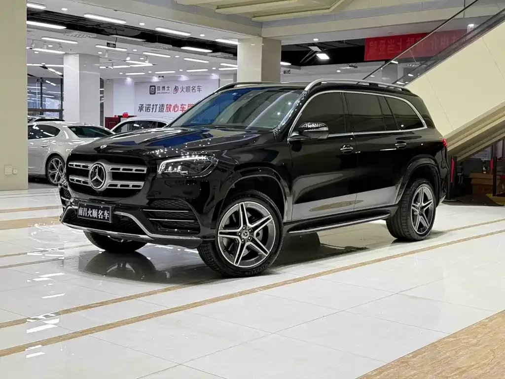Mercedes-Benz GLS — фото 1