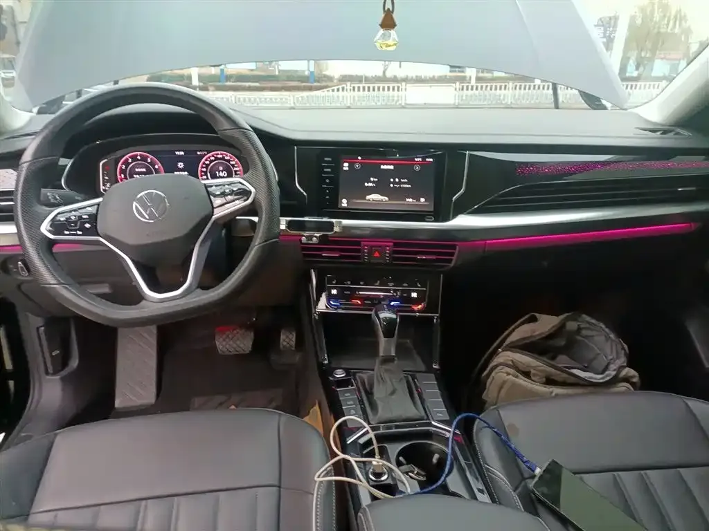 Volkswagen Passat — фото 10