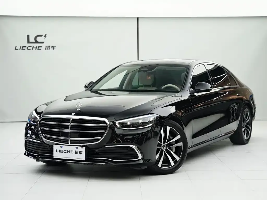 Mercedes-Benz S-Class — фото 1